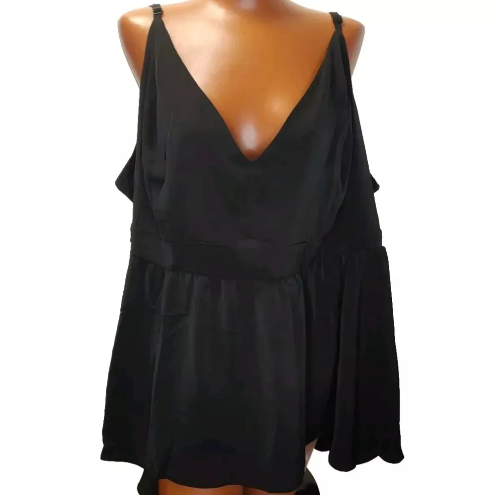 Torrid Peplum Cami Top Woman Plus 5X Summer Whimisgoth Black Satin Smocked NWT - Picture 4 of 10